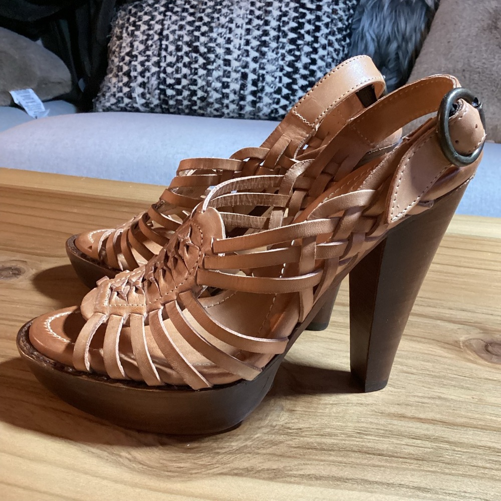 Frye Natural Leather Heels NEW